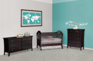 Manhattan Collection Crib Set